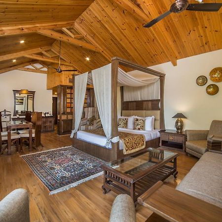 Lemon Tree Hotel Srinagar Экстерьер фото