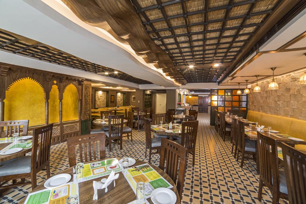 Lemon Tree Hotel Srinagar Экстерьер фото